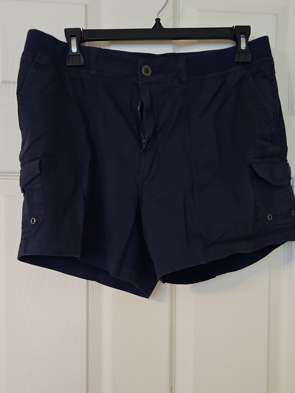 Women’s Navy Cargo Bermuda Shorts with Side Flap Pockets